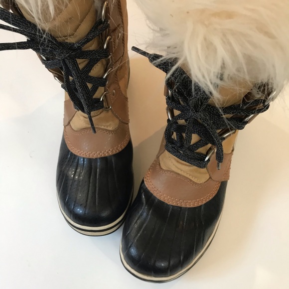Sorel Joan Of Arcadia Winter Boots - Picture 7 of 13